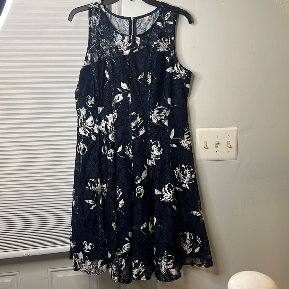 Lace dress